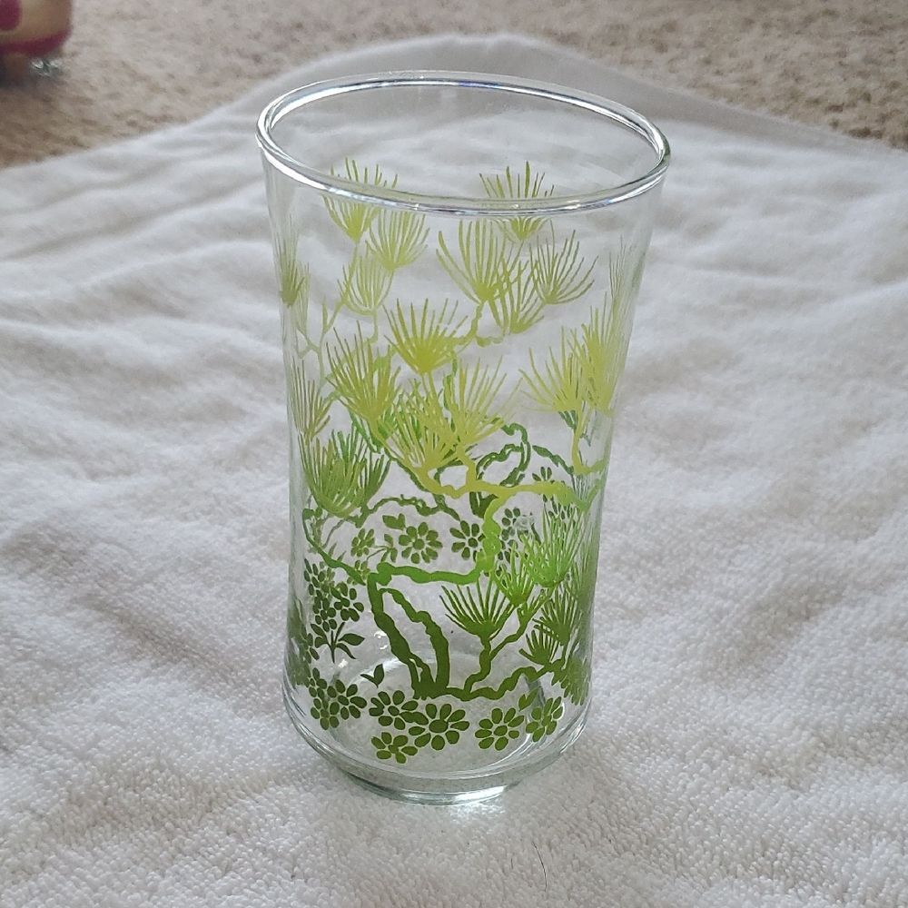Libbey Green Vintage Floral Glass Cup